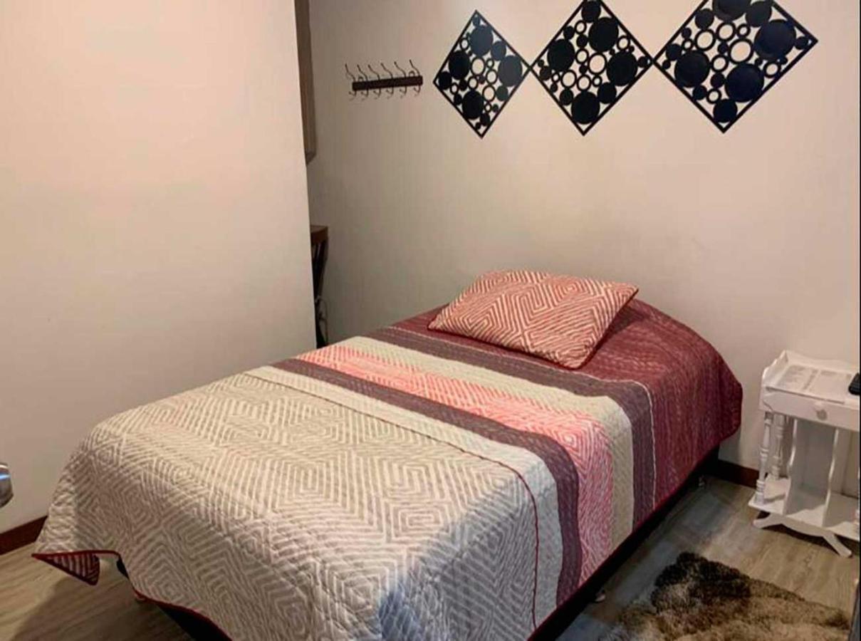 Hotel Alcatraz Yarumal Kamer foto